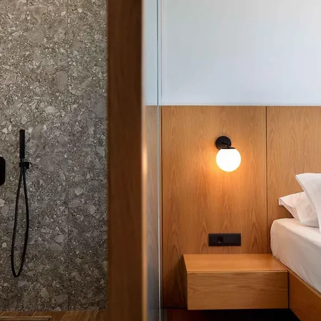 Omnia Luxury - 