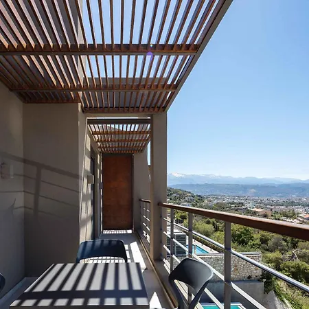 Omnia Luxury - 
